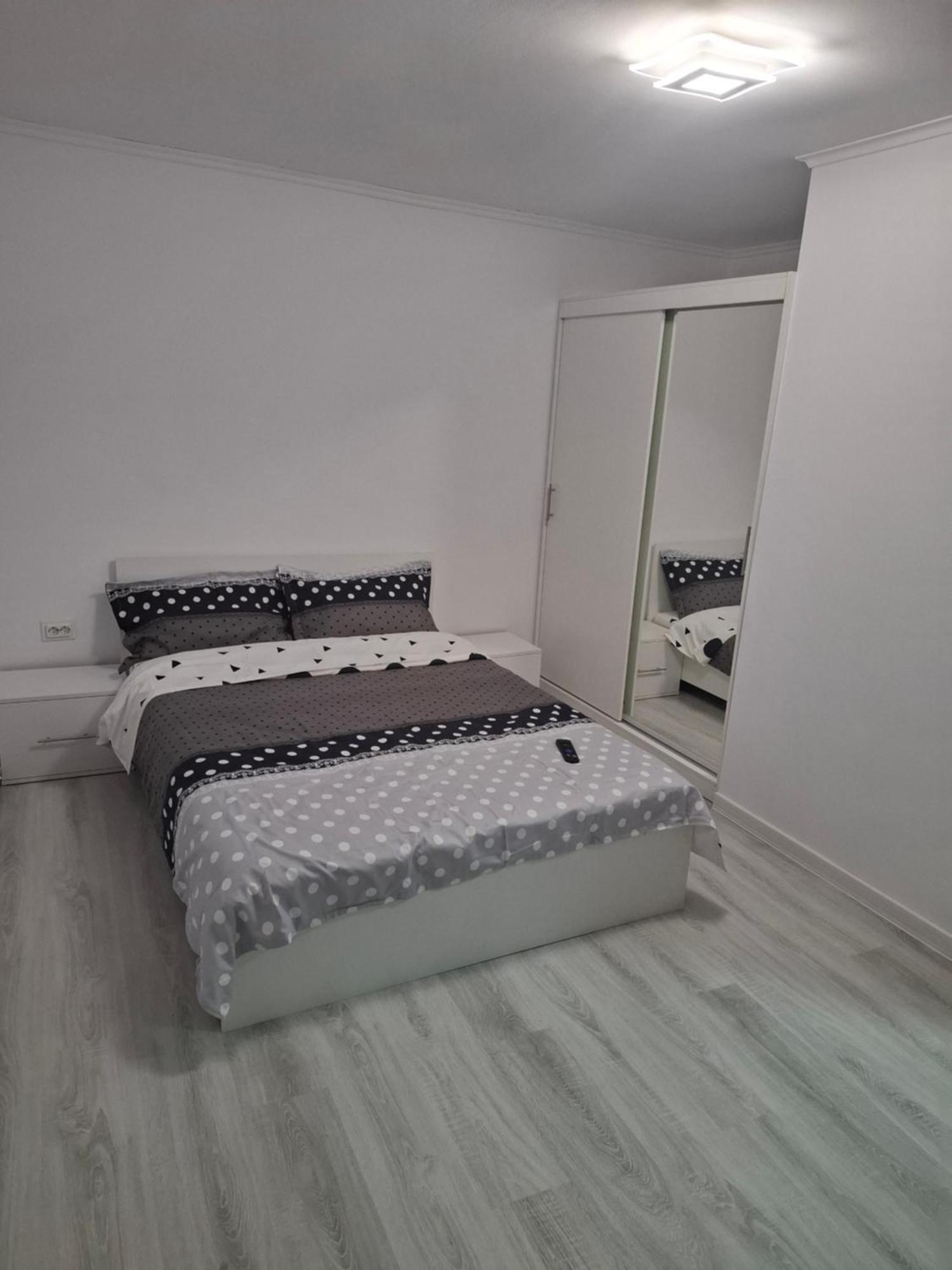 La Dede Hotel Calafat Luaran gambar